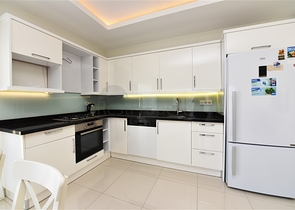 شقة عائلية واسعة - غرفتين وصالة مفروشة -اطلالة مفتوحة - في محمودلار/ الانيا 