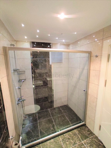 قريبة من شاطئ كليوباترا - شقة غرفة وصالة مفروشة ضمن مجمع حديث - الانيا 