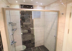 قريبة من شاطئ كليوباترا - شقة غرفة وصالة مفروشة ضمن مجمع حديث - الانيا 