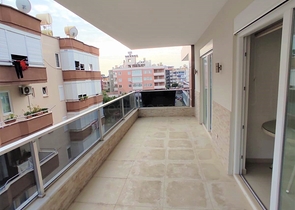 قريبة من شاطئ كليوباترا - شقة غرفة وصالة مفروشة ضمن مجمع حديث - الانيا 