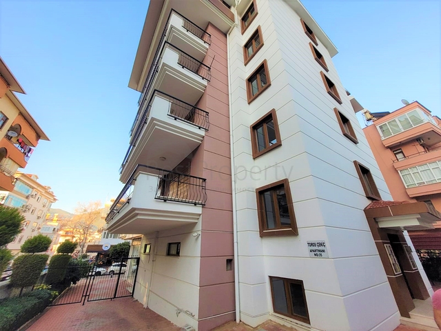 بالقرب من شاطئ كليوباترا - دوبلكس واسعة 2 غرفة وصالة - مركز الانيا 