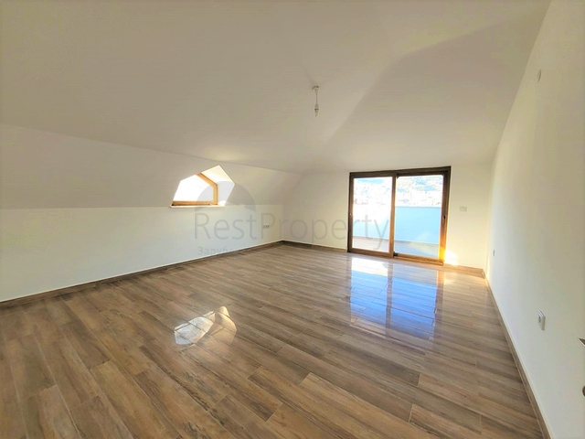 بالقرب من شاطئ كليوباترا - دوبلكس واسعة 2 غرفة وصالة - مركز الانيا 