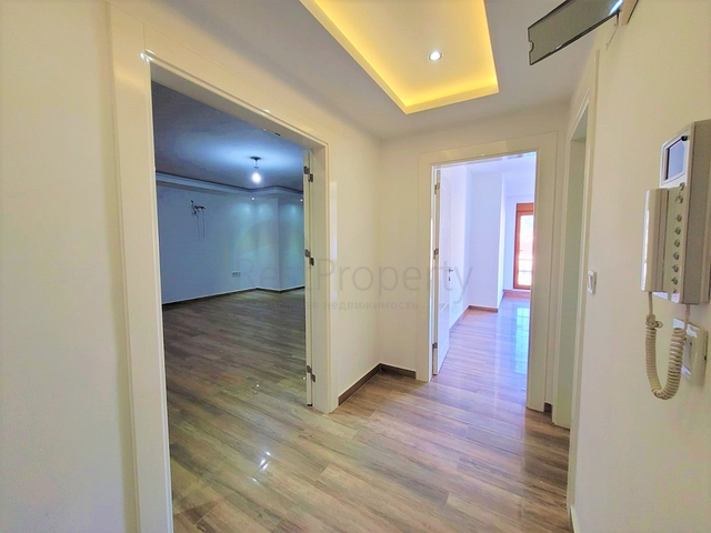 بالقرب من شاطئ كليوباترا - دوبلكس واسعة 2 غرفة وصالة - مركز الانيا 