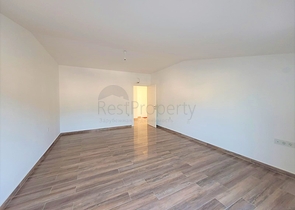 بالقرب من شاطئ كليوباترا - دوبلكس واسعة 2 غرفة وصالة - مركز الانيا 