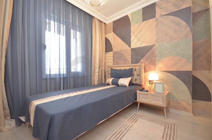 شقة غرفتين وصالة مفروشة - ضمن مجمع سكني -في محمودلار/ الانيا 