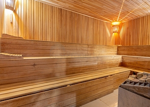 شقة غرفتين وصالة مفروشة - ضمن مجمع سكني -في محمودلار/ الانيا 