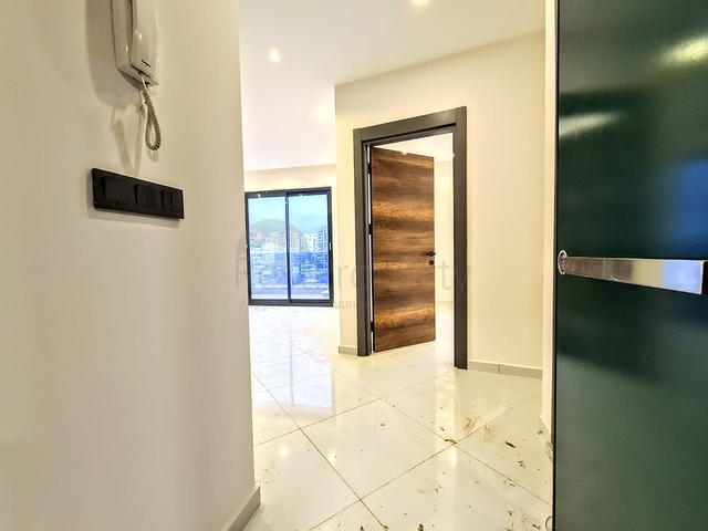 مجمع  فاخر -شقة غرفة وصالة - في محمودلار / الانيا 