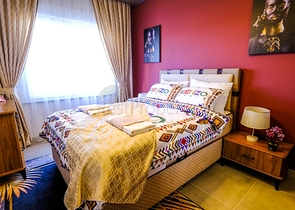 مجمع جديد - شقة غرفة وصالة مفروشة - في محمودلار / الانيا 