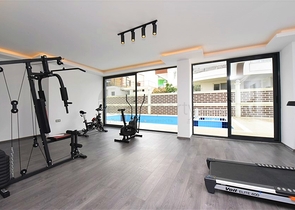 شقة غرفة وصالة مفروشة - مجمع حديث -في محمودلار / الانيا