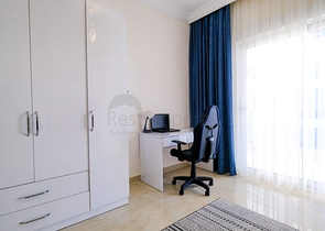 مجمع بخدمات 5 نجوم - شقة غرفتين  وصالة مفروشة - في محمودلار/ الانيا