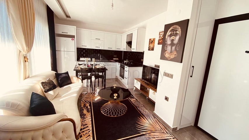 شقق للبيع في كاستل - غرفة وصالة مفروشة -في كاستل / الانيا 