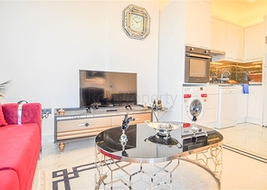 شقق اطلالة على البحر في الانيا - تصميم غرفة وصالة مفروشة - في كارجيجاك / الانيا 