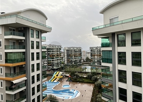 اطلالة بحر -شقة 2 غرفة وصالة مفروشة - ضمن مجمع يضم خدمات 5 نجوم - في افسلار / الانيا 