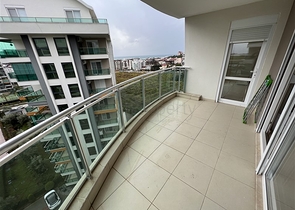 اطلالة بحر -شقة 2 غرفة وصالة مفروشة - ضمن مجمع يضم خدمات 5 نجوم - في افسلار / الانيا 