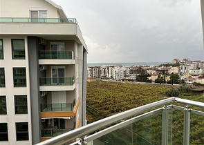 اطلالة بحر -شقة 2 غرفة وصالة مفروشة - ضمن مجمع يضم خدمات 5 نجوم - في افسلار / الانيا 