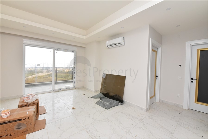 شقة ضمن مجمع 5 نجوم - غرفة وصالة -في افسلار / الانيا 