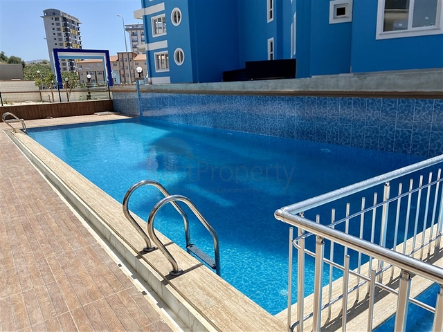 سعر مناسب - دوبلكس 3 غرف وصالة ضمن مجمع حديث - محمودلار / الانيا 