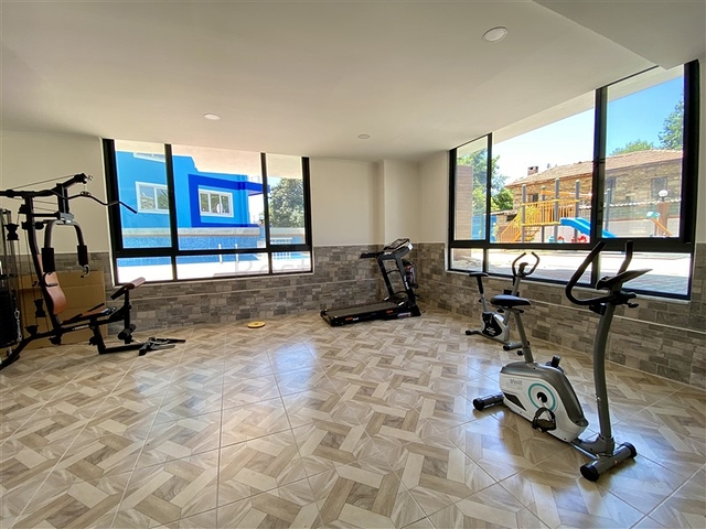 سعر مناسب - دوبلكس 3 غرف وصالة ضمن مجمع حديث - محمودلار / الانيا 