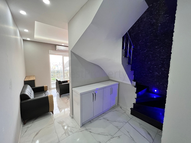 دوبلكس للبيع في محمودلار - تصميم 1+3 - مفروشة بالكامل - في محمودلار/ الانيا 