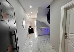 دوبلكس للبيع في محمودلار - تصميم 1+3 - مفروشة بالكامل - في محمودلار/ الانيا 