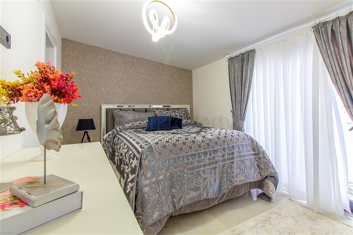 دوبلكس جديدة للبيع-  غرفتين وصالة ضمن مجمع حديث - في كارجيجاك / الانيا 