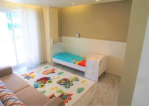 على البحر مباشرة - شقة فاخرة 3 غرف وصالة في توسمور / الانيا 