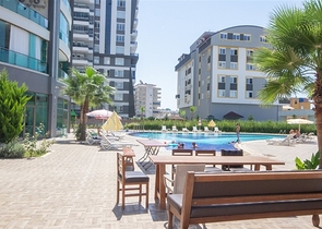 شقق للبيع في محمودلار - غرفة وصالة مفروشة ضمن مجمع حديث - الانيا 