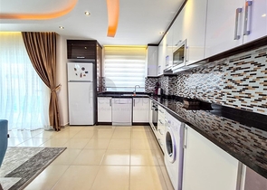 مجمع فاخر - شقة غرفتين وصالة انيقة - في محمودلار / الانيا 