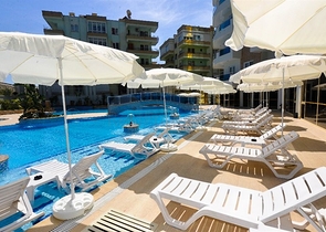 مجمع فاخر - شقة غرفتين وصالة انيقة - في محمودلار / الانيا 