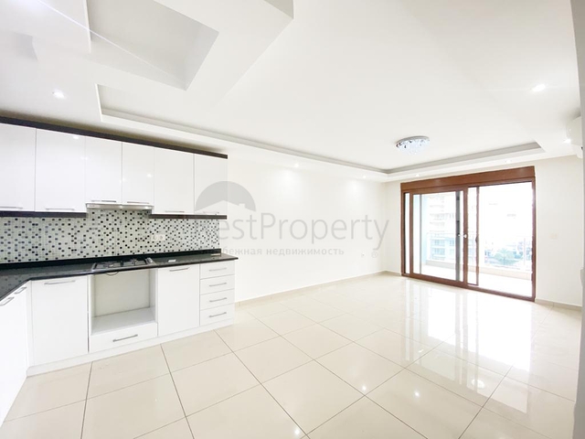 خلف مول الانيوم - شقة غرفة وصالة مفروشة - مجمع فاخر - في جيكجلي / الانيا 