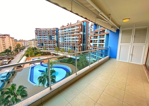 خلف مول الانيوم - شقة غرفة وصالة مفروشة - مجمع فاخر - في جيكجلي / الانيا 