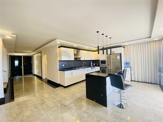 اطلالة بحر -فيلا خاصة مع مسبح وحديقة - في كارجيجاك / الانيا 