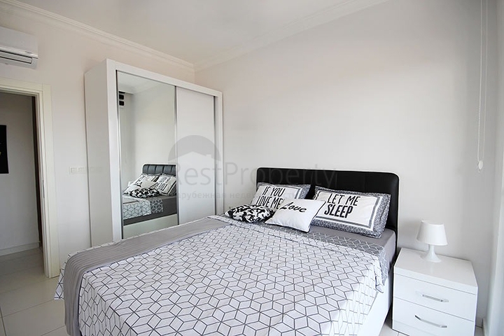 اطلالة بحر - دوبلكس 3 غرف وصالة مفروشة -في محمودلار / الانيا 