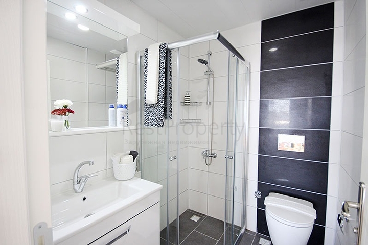 اطلالة بحر - دوبلكس 3 غرف وصالة مفروشة -في محمودلار / الانيا 