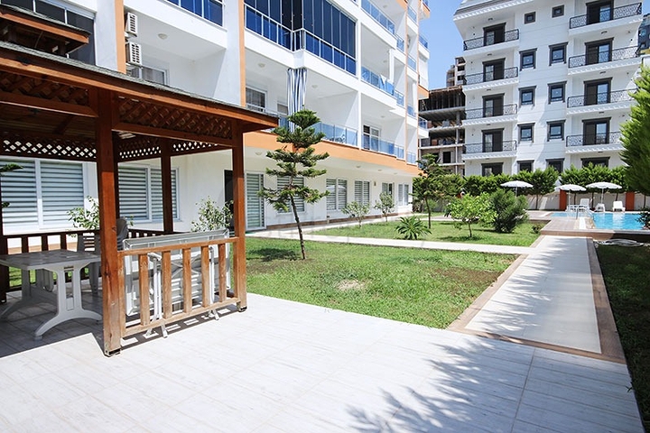 اطلالة بحر - دوبلكس 3 غرف وصالة مفروشة -في محمودلار / الانيا 