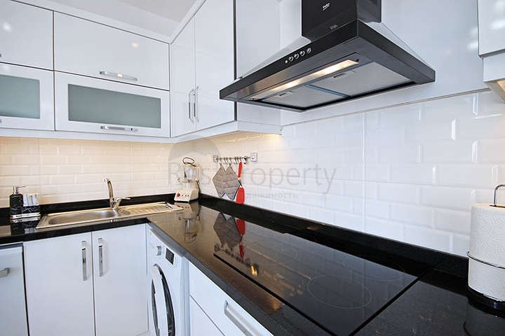 اطلالة بحر - دوبلكس 3 غرف وصالة مفروشة -في محمودلار / الانيا 