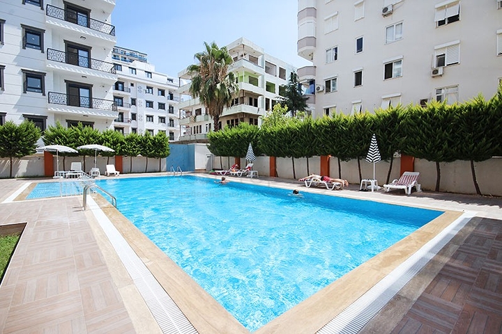 اطلالة بحر - دوبلكس 3 غرف وصالة مفروشة -في محمودلار / الانيا 