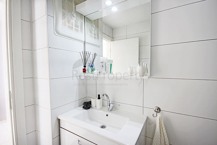 اطلالة بحر - دوبلكس 3 غرف وصالة مفروشة -في محمودلار / الانيا 