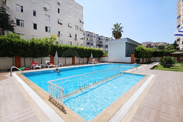 اطلالة بحر - دوبلكس 3 غرف وصالة مفروشة -في محمودلار / الانيا 