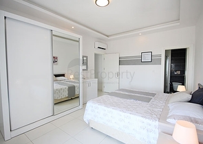 اطلالة بحر - دوبلكس 3 غرف وصالة مفروشة -في محمودلار / الانيا 