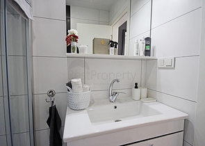 اطلالة بحر - دوبلكس 3 غرف وصالة مفروشة -في محمودلار / الانيا 