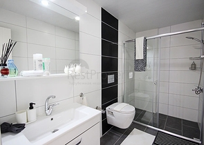 اطلالة بحر - دوبلكس 3 غرف وصالة مفروشة -في محمودلار / الانيا 