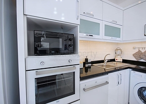 اطلالة بحر - دوبلكس 3 غرف وصالة مفروشة -في محمودلار / الانيا 