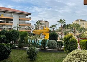 بالكون واسع -شقة غرفة وصالة مفروشة -ضمن مجمع سكني حديث -في افسلار / الانيا 