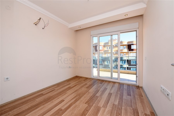 ضمن مجمع فاخر - شقة غرفتين وصالة -مطبخ منفصل - في توسمور / الانيا 