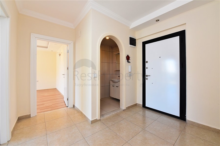 ضمن مجمع فاخر - شقة غرفتين وصالة -مطبخ منفصل - في توسمور / الانيا 