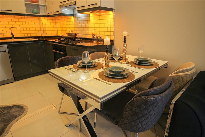 شقة غرفة وصالة ضمن مجمع حديث في اوبا / الانيا 