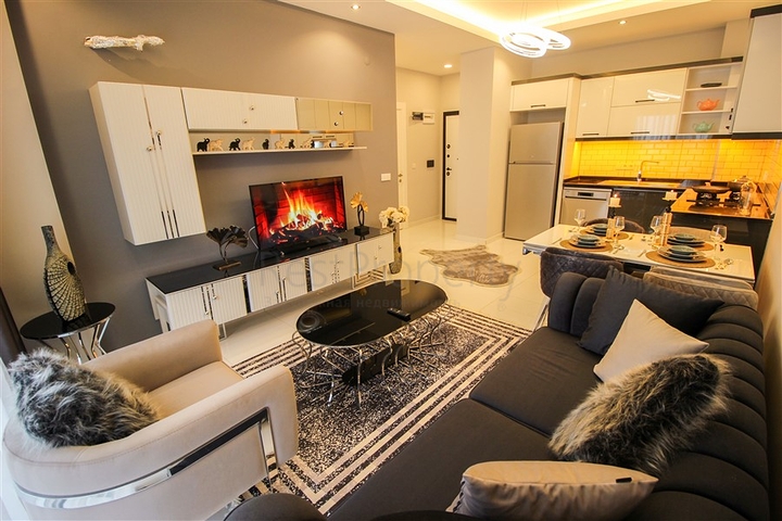 شقة غرفة وصالة ضمن مجمع حديث في اوبا / الانيا 