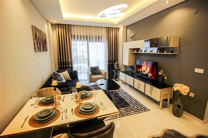 شقة غرفة وصالة ضمن مجمع حديث في اوبا / الانيا 