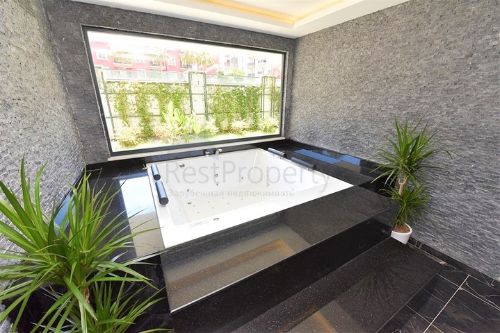 جانب شاطئ كليوباترا - شقة غرفتين وصالة - مجمع فاخر - مركز مدينة الانيا 